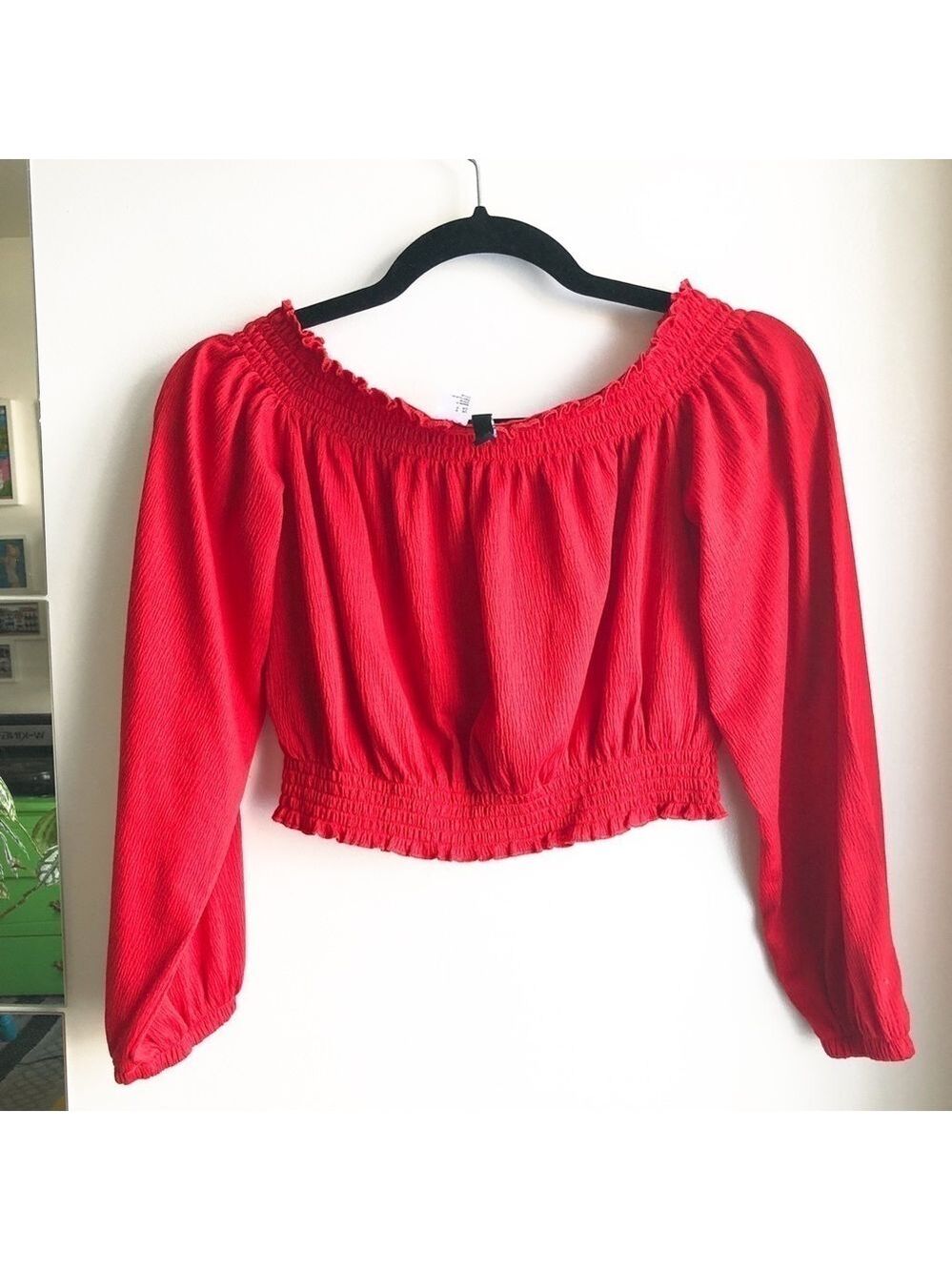 𝅺H&M Red Crop Peasant Top - Picture 5 of 5